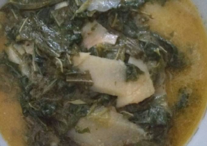 Resep: Daun singkong + rebung santan Yang Sederhana
