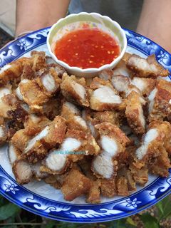 รูปของ “หมูสามชั้นทอดน้ำปลา”