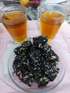 عکسی از دستور شکلات آلمانی با چای سبز و دارچین🍬