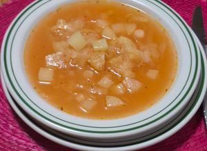 Una foto de Sopa de poro y papa