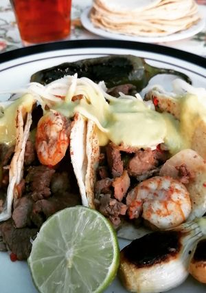 Una foto de Tacos para festejar la temporada de encierro en familia