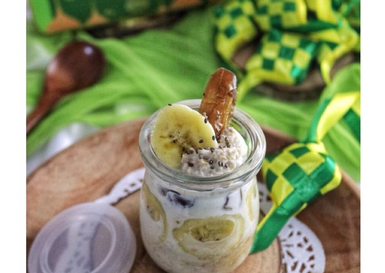 Masakan Populer Energy in a Jar - Overnight banana &amp;amp; kurma - kreasi oatmeal untuk ramadhan - ide menu sahur cepat Nikmat Lezat