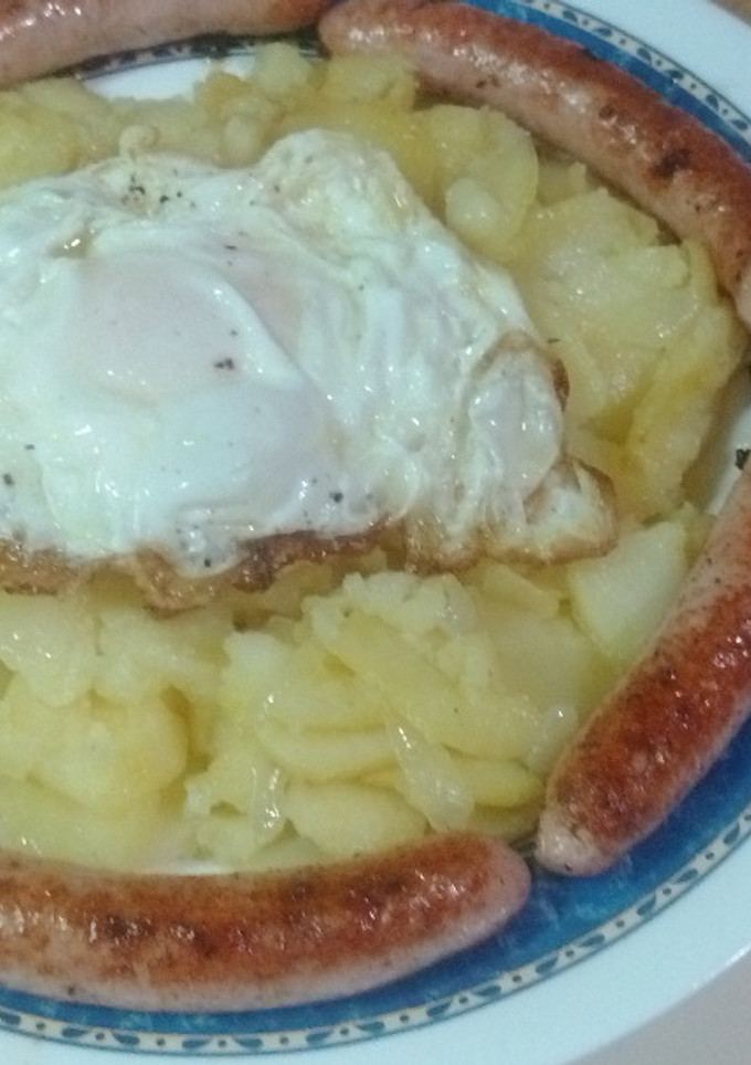 Una foto de Salchichas de pollo en compañía