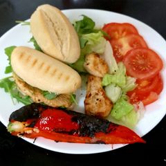 A picture of My mini Chicken burgers, Salad & Char grilled Roast Pepper.