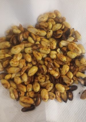 A picture of Roasted Peanuts.