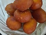 જાંબુ (gulab jamun Recipe In Gujarati)