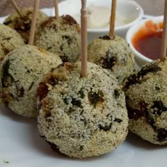 A picture of Matar cheese balls.