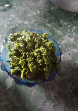 बथुआ साग (bathua saag recipe in Hindi) रेसिपी मुख्य फोटो