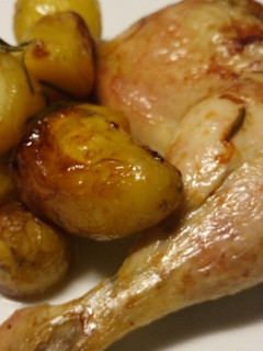 A picture of Beer and rosemary chicken roast.