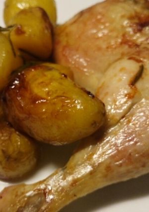A picture of Beer and rosemary chicken roast.