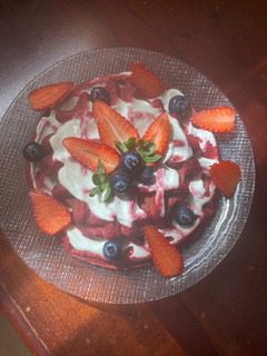 Una foto de Waffles saludables red velvet 🍓🍫