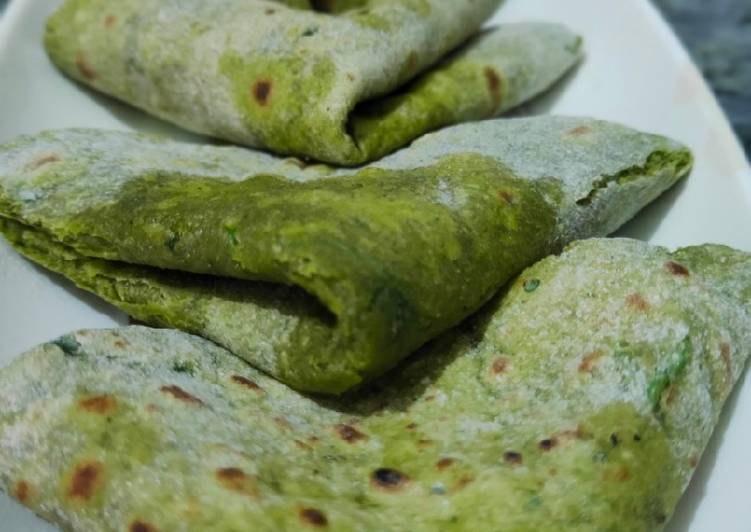 Recipe of Speedy Palak paratha