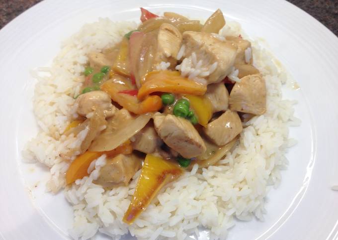 Steps to Prepare Super Quick Homemade Chicken with Peppers and Rice