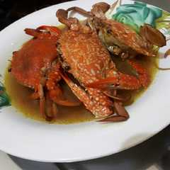 A picture of Kepiting kuah kuning.