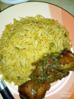 A picture of Jollof rice.
