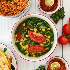 A picture of Sayur Bening Bayam (Indonesian Spinach Clear Soup).