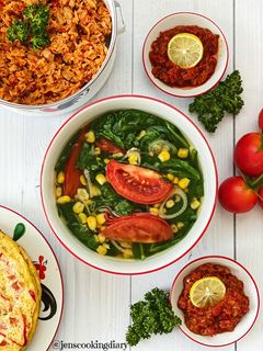 A picture of Sayur Bening Bayam (Indonesian Spinach Clear Soup).