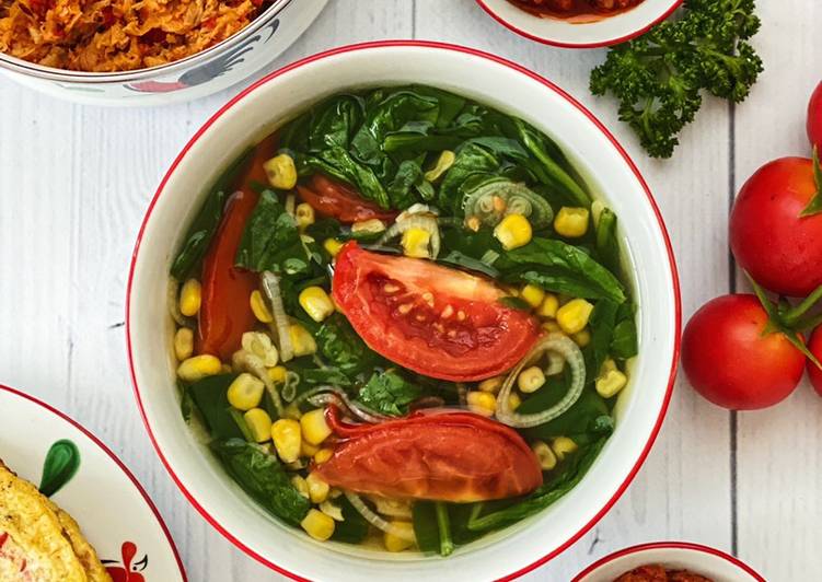 Recipe of Favorite Sayur Bening Bayam (Indonesian Spinach Clear Soup)