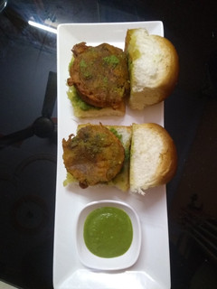A picture of Vada Pav.