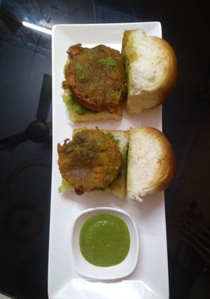 A picture of Vada Pav.