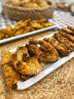 Una foto de Pollo estilo frito con panko en freidora de aire