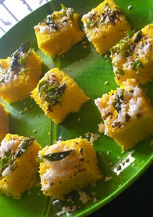 A picture of नायलॉन ढोकला.