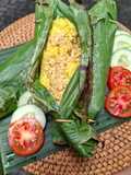 Nasi Kuning Daun Pisang Bakar Wangi