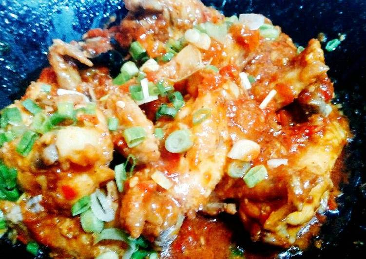 Bahan mengolah Sayap Saus Tiram yang Sempurna