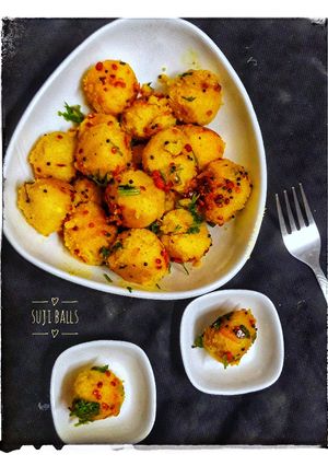 A picture of Semolina balls.