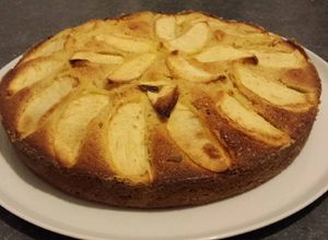 Una foto de Pastel de Manzana Con Pasas