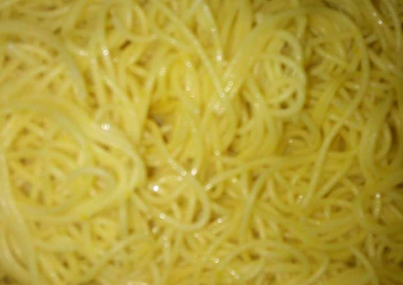 Boiled spaghetti