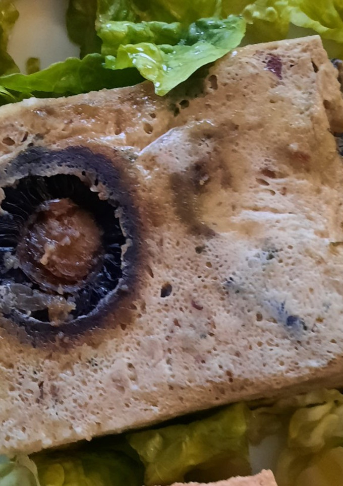 Una foto de Pudin de champiñones en microondas