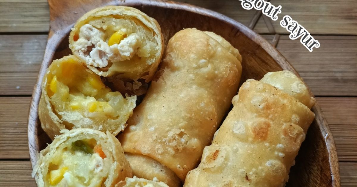 Pastel gulung isi ragout sayur