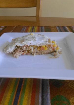 Una foto de Pastel azteca de pollo