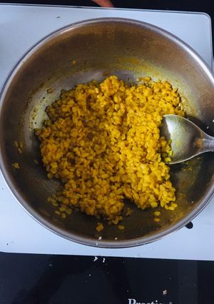 મગ ની છુટ્ટી દાળ નું શાક (Moong Chutti Dal Shak Recipe In Gujarati) રેસીપી મુખ્ય ફોટો