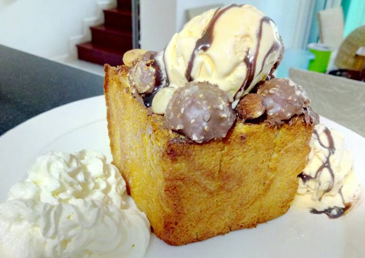 Simple Way to Prepare Homemade Ferrero honey toast