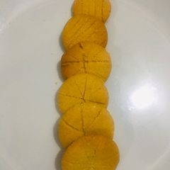A picture of Aata biscuits.