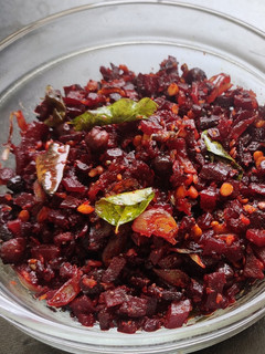பீட்ரூட்,கடலை காரக்கறி (Beet root Chenna spicy Subji) செய்முறை முக்கிய புகைப்படம்