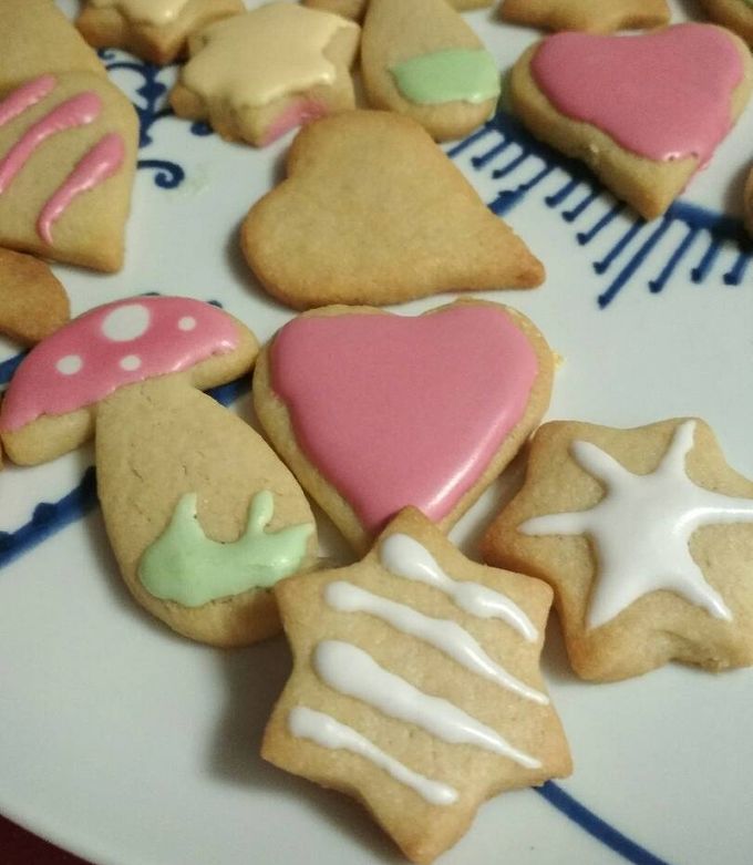 Una foto de Galletas de mantequilla glaseadas