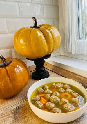 Gyors májgombócos leves recept fotója