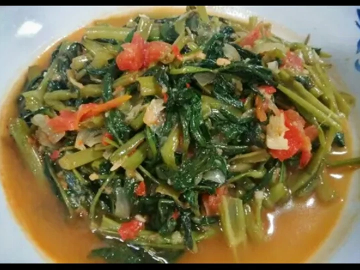 Cara Gampang Menyiapkan Resep Tumis kangkung saus tiram yang Menggugah Selera Anti Ribet, Mantap