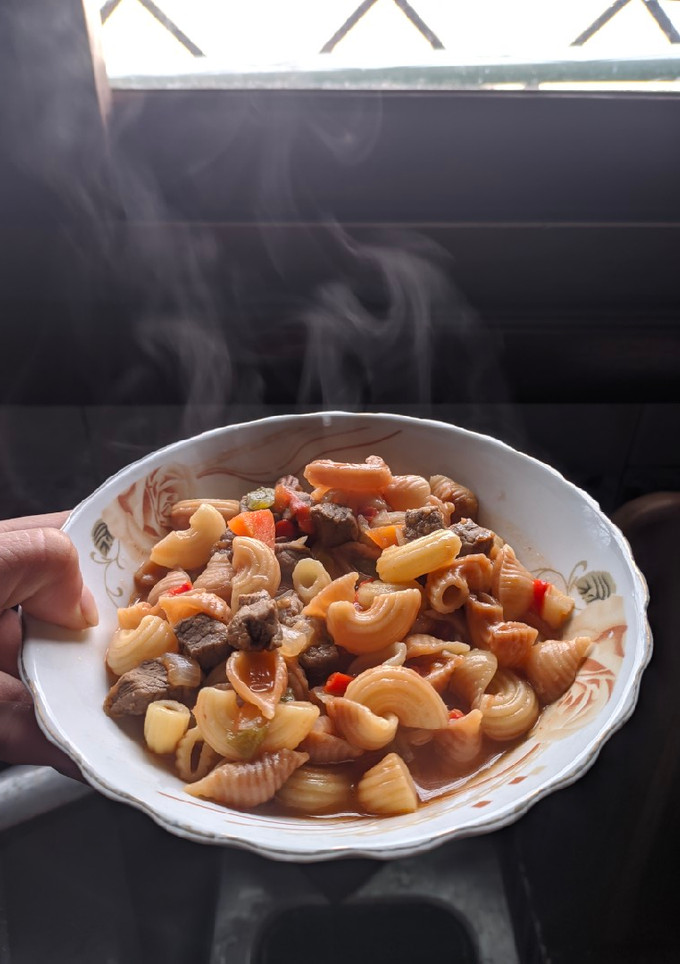 Una foto de Guiso de fideos práctico