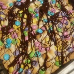 A picture of Easter Pastel Brownies.