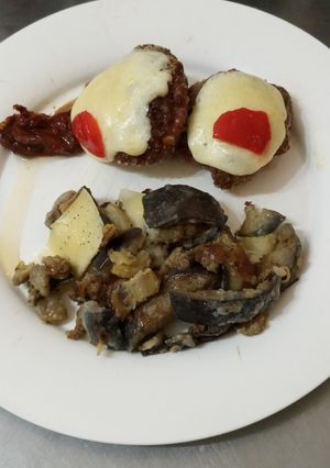 Una foto de Polpetta mixta con melanzane bella