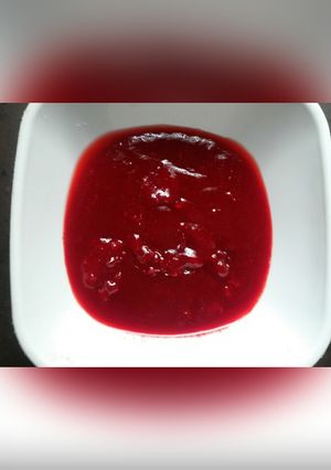 Una foto de Mermelada de guayaba Fácil!!