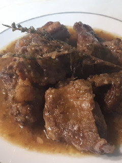 Una foto de Costillas de cerdo al Pedro ximénez