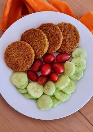 Una foto de Tortitas de quinoa 🍳 Medallones de quinua y zanahoria 🍳 sin gluten 🍳 con opción vegana