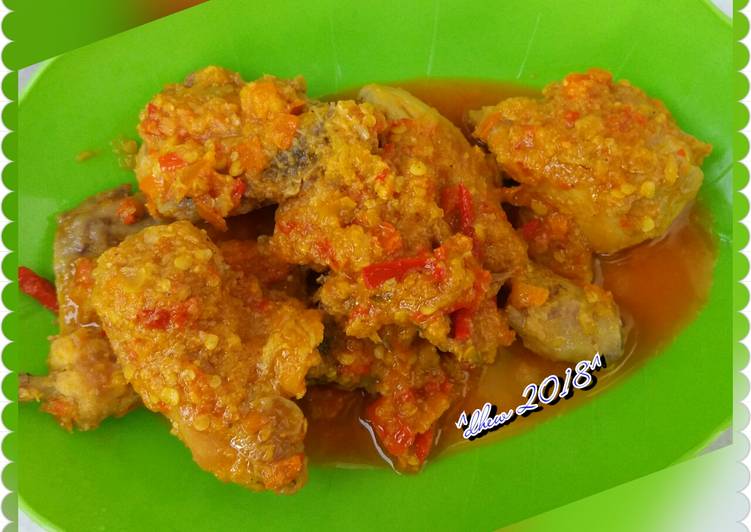 Resep Ayam Rica Pedas #bikinramadanberkesan yang Lezat