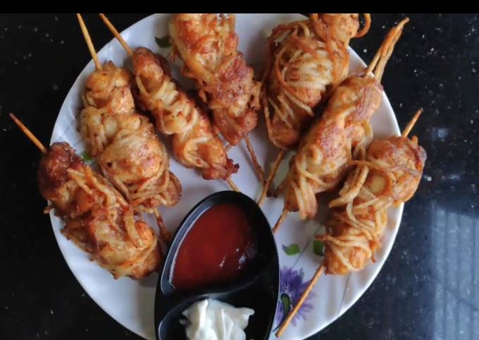 Noodles wrapped chicken