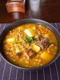 Sopa de trigo con carne